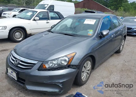 2011 Honda Accord 2.4 Lx из США, поврежденный, VIN 1HGCP2F30BA147858